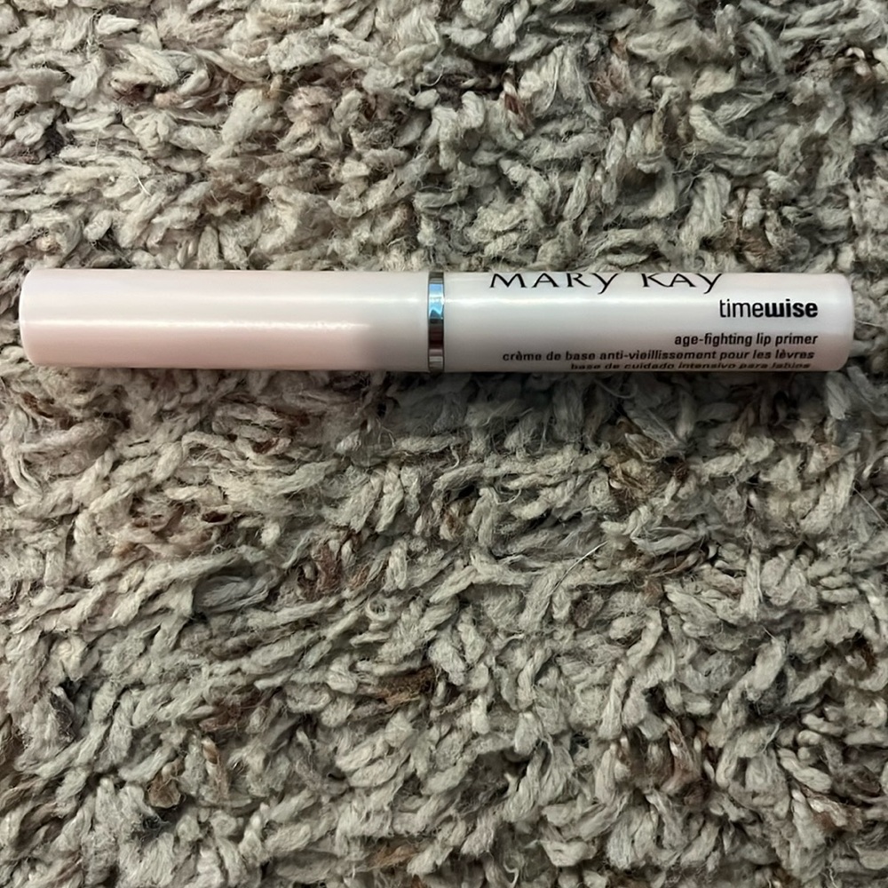 Mary Kay TimeWise Age-Fighting Lip Primer